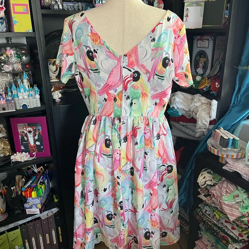 Unique vintage 2xl tropical bird swing dress - Picture 2 of 6